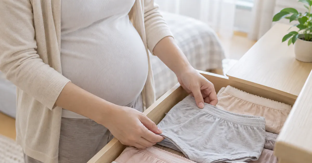Quần lót mềm, sạch và thoáng được chuẩn bị cho mẹ bầu