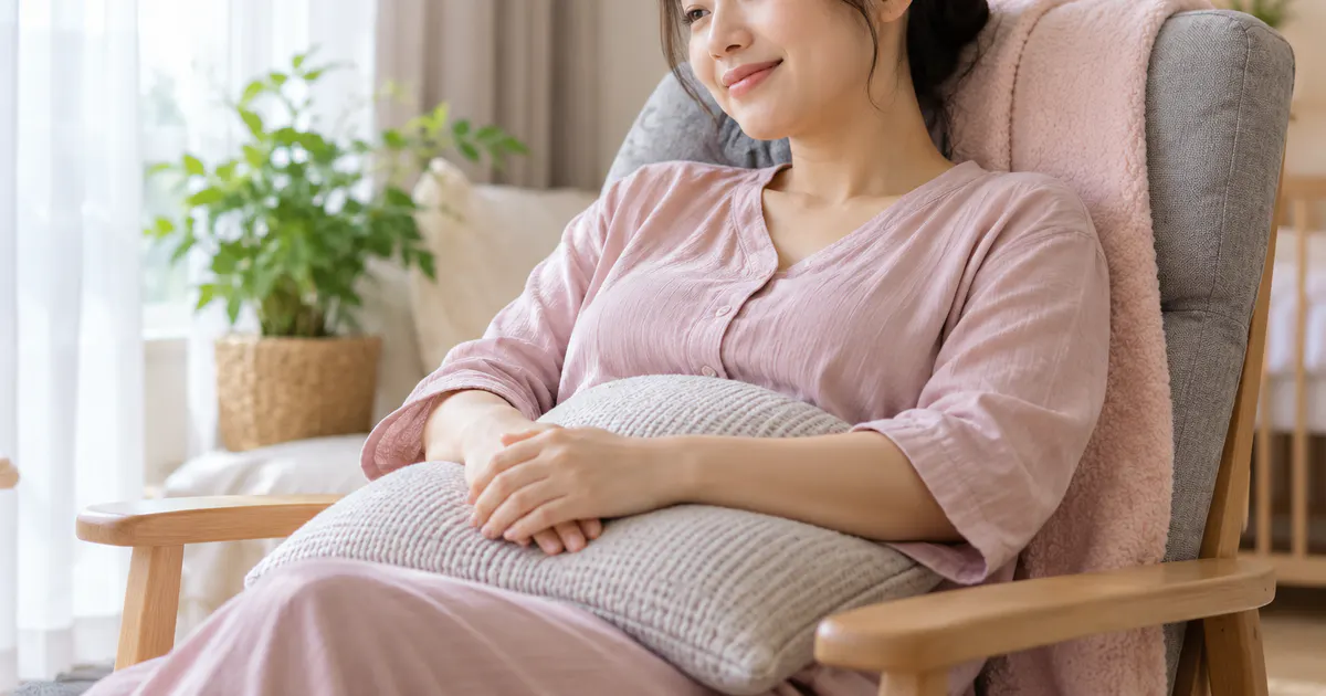 sau sinh bị đau khi ngồi chăm sóc tầng sinh môn thế nào với tư thế nghỉ ngơi nhẹ nhàng